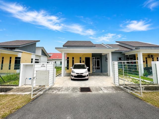 Residential House for sale in Tanjong Sepat, Selangor