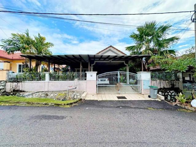 Bungalow for sale in Sendayan Village, Negeri Sembilan