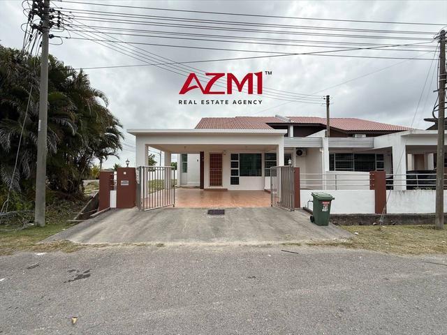 Residential House for sale in Long Miri, Sarawak