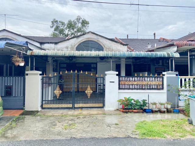 Terraced House for sale in Batu Pahat, Johor