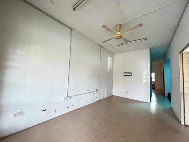 Terraced House for sale in Tanjong Sepat, Selangor