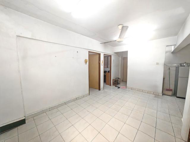 Flat for sale in Petaling, Damansara Damai