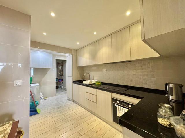 Condominium for sale in Malaka