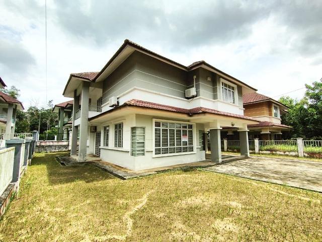 Bungalow for sale in Johor