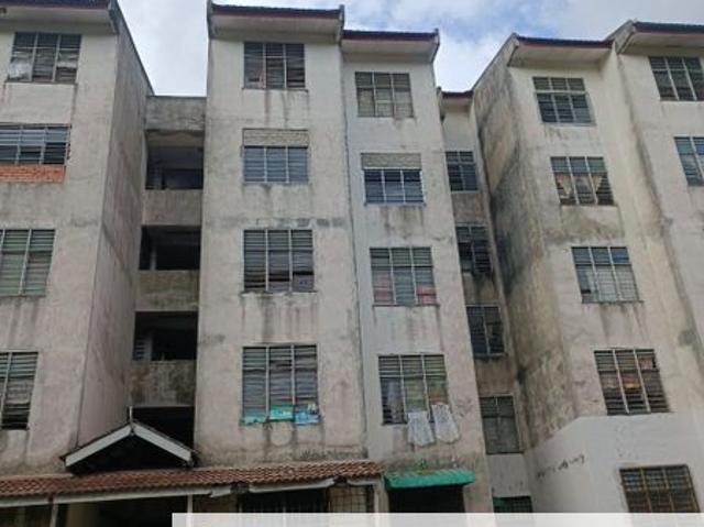 Condominium for sale in Malaka