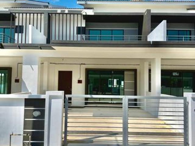 Terraced House for sale in Wellesley, Penang