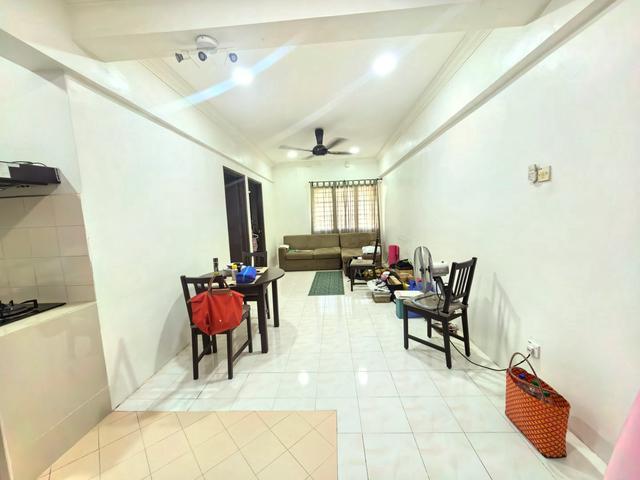 Serviced Residence for sale in Langat, Selangor