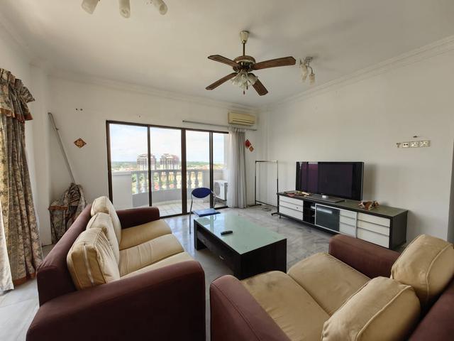Apartment for sale in Malaka