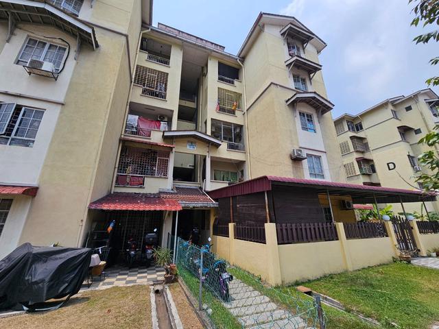 Apartment for sale in Port Klang, Selangor