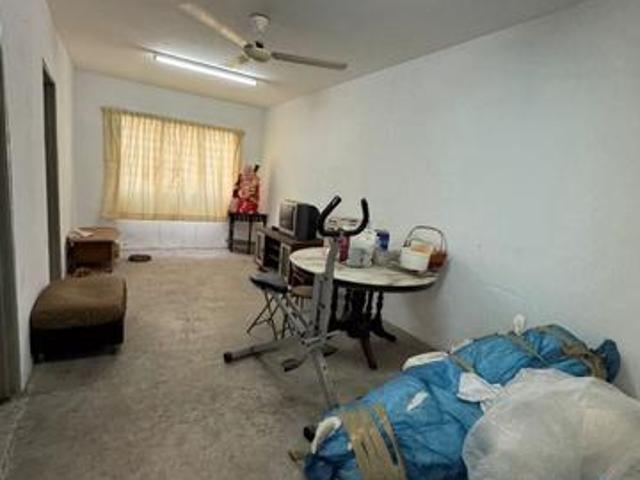Flat for sale in Country Heights Damansara, Kuala Lumpur