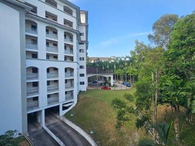 Condominium for sale in Petaling, Alam Impian