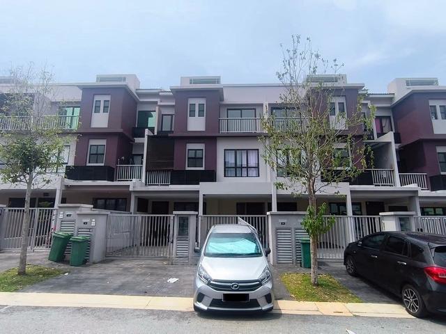 Townhouse for sale in Kajang, Langat