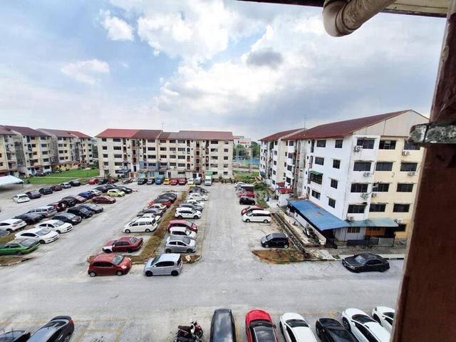 Flat for sale in Petaling, Alam Impian