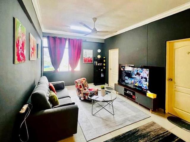 Apartment for sale in Kajang, Langat