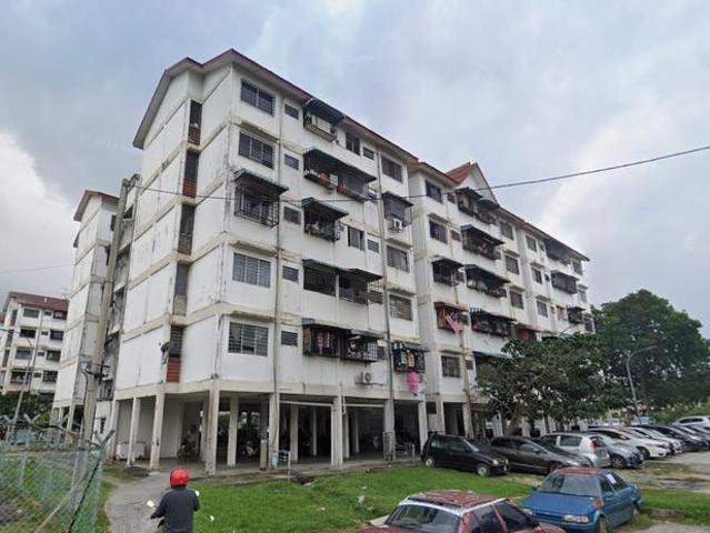Flat for sale in Petaling, Damansara Damai