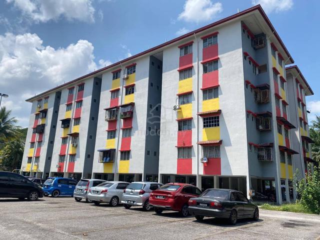 Flat for sale in Semenyih, Majlis Perbandaran Kajang