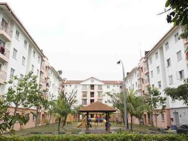 Apartment for sale in Kajang, Langat
