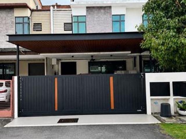 Terraced House for sale in Tanjong Sepat, Selangor