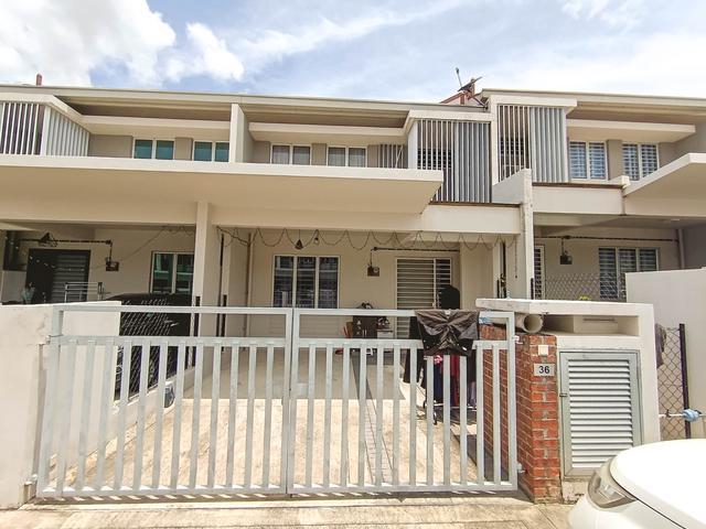 Terraced House for sale in Tanjong Sepat, Selangor