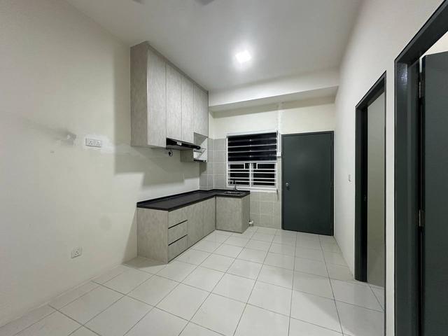 Townhouse for sale in Tanjong Sepat, Selangor