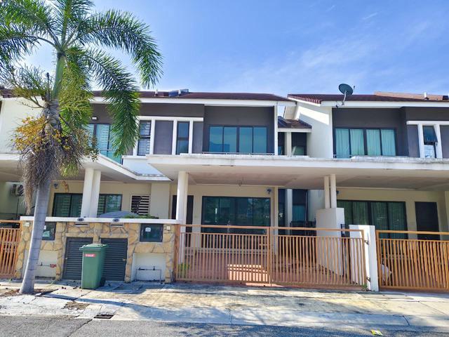Terraced House for sale in Wellesley, Penang