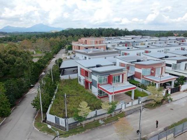 Bungalow for sale in Tangkak, Johor