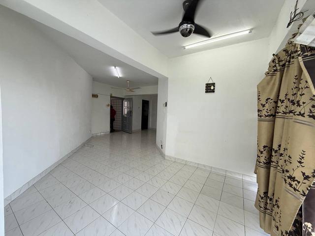 Condominium for sale in Langat, Selangor