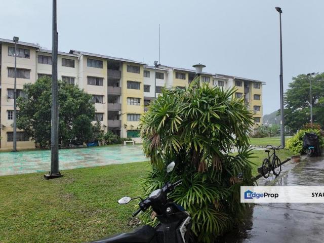 Flat for sale in Kajang, Langat