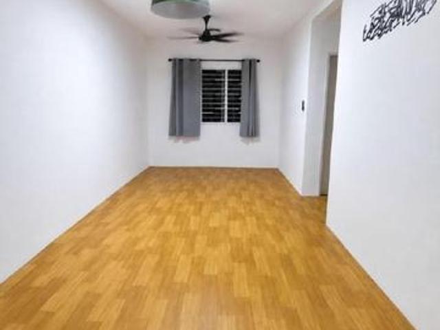 Apartment for sale in Kajang, Langat