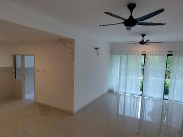 Townhouse for sale in Petaling, Alam Impian