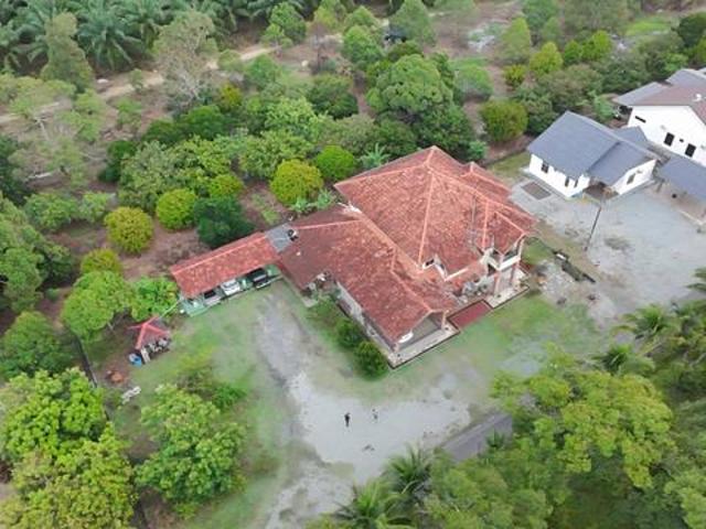 Bungalow for sale in Muar, Johor