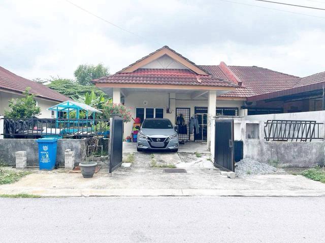 Residential House for sale in Petaling, Alam Impian