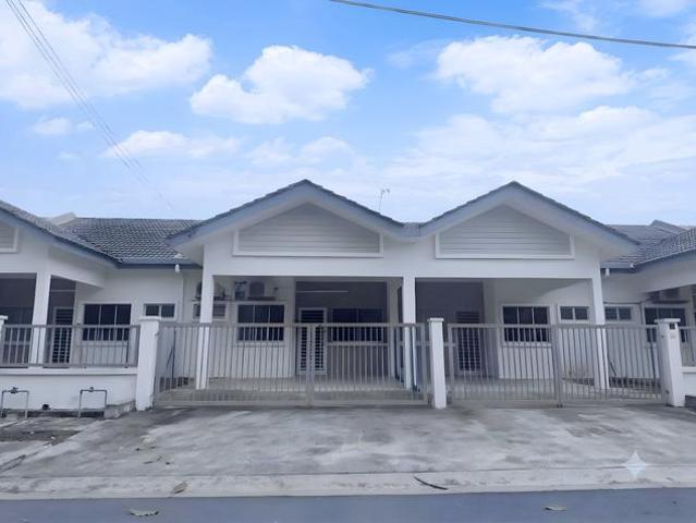 Terraced House for sale in Sendayan Village, Negeri Sembilan