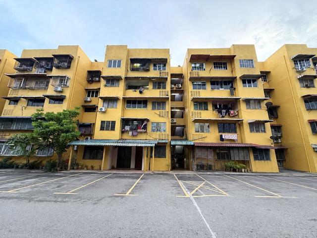 Flat for sale in Country Heights Damansara, Kuala Lumpur