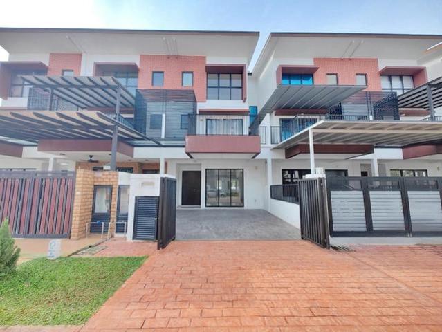 Terraced House for sale in Petaling, Subang Jaya
