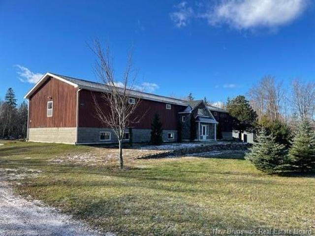 Commercial for rent in Westmorland, New Brunswick
