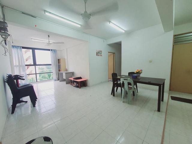 Property for sale in Malaka