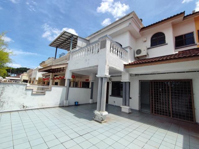 Terraced House for sale in Semabok, Malaka