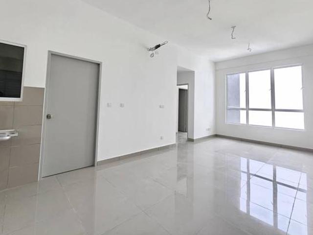 Condominium for sale in Malaka