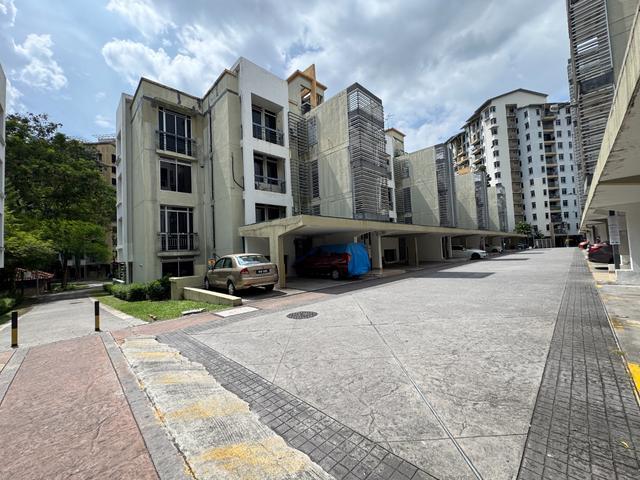 Townhouse for sale in Tanjong Sepat, Selangor