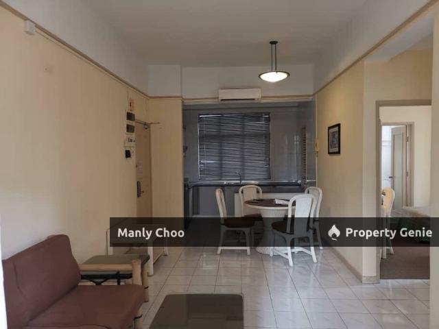 Condominium for sale in Malaka