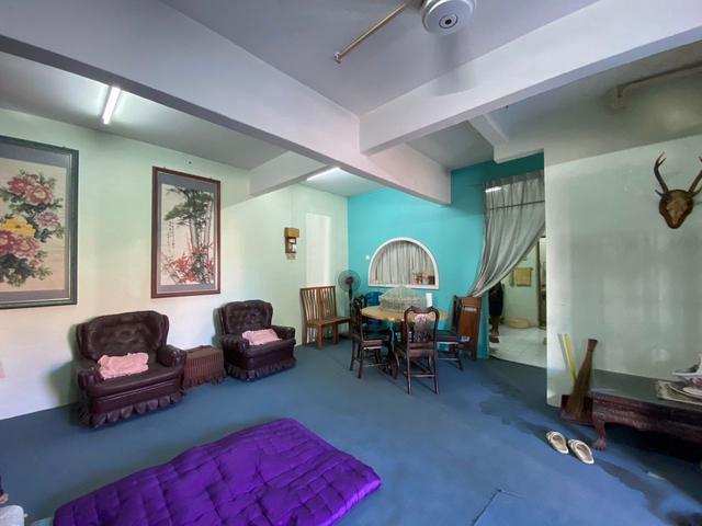 Flat for sale in Malaka