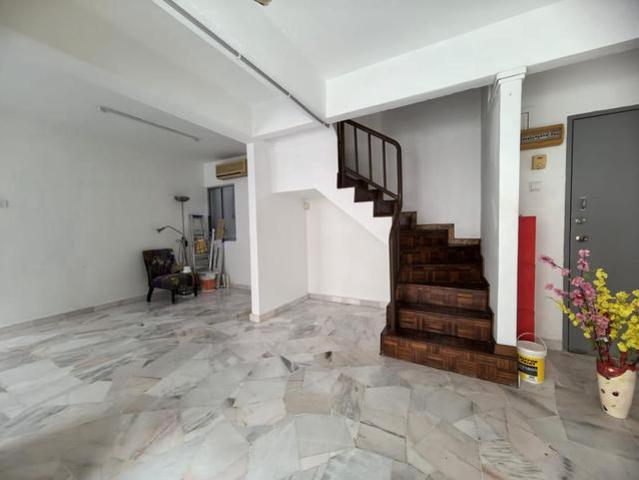 Apartment for sale in Malaka