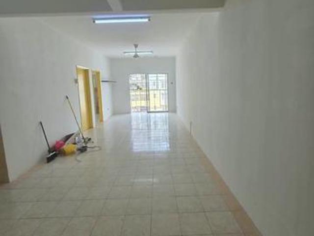Apartment for sale in Port Klang, Selangor
