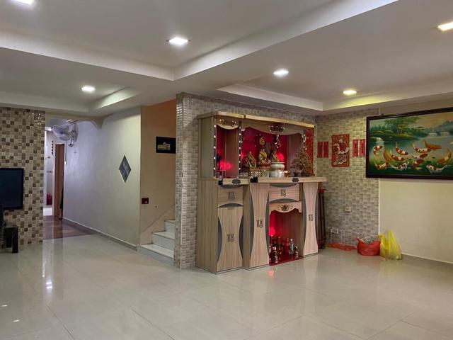 Terraced House for sale in Malaka