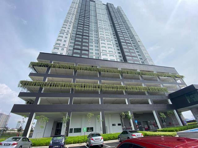 Condominium for sale in Malaka
