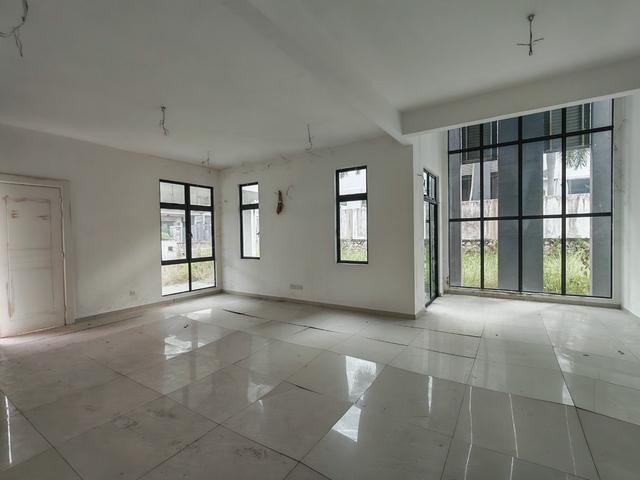 Residential House for sale in Malaka