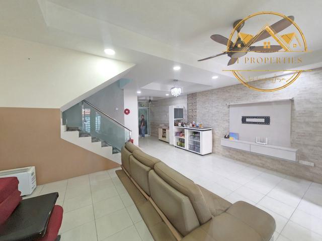 Terraced House for sale in Petaling, Subang Jaya