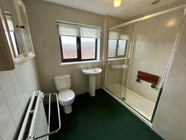 Apartment for rent in Stanley and Stanley Common, Caldermill