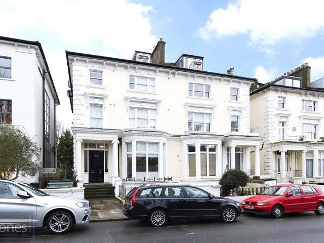 Studio for rent in London, Belsize Park